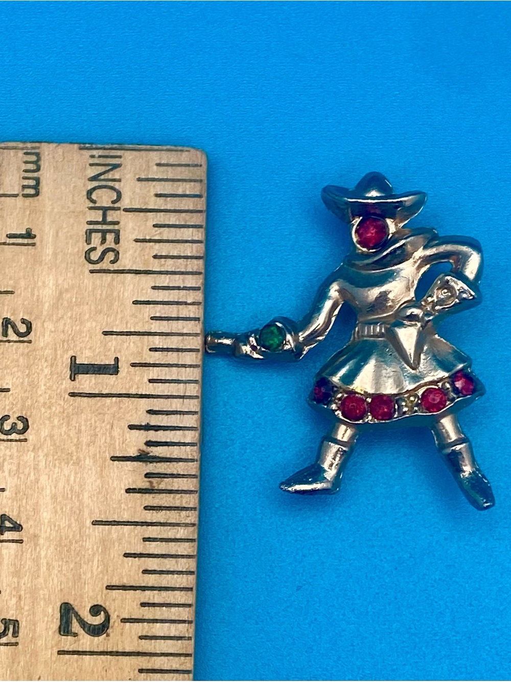 Vintage Western Cowgirl Figural Brooch - Picture 4 of 5